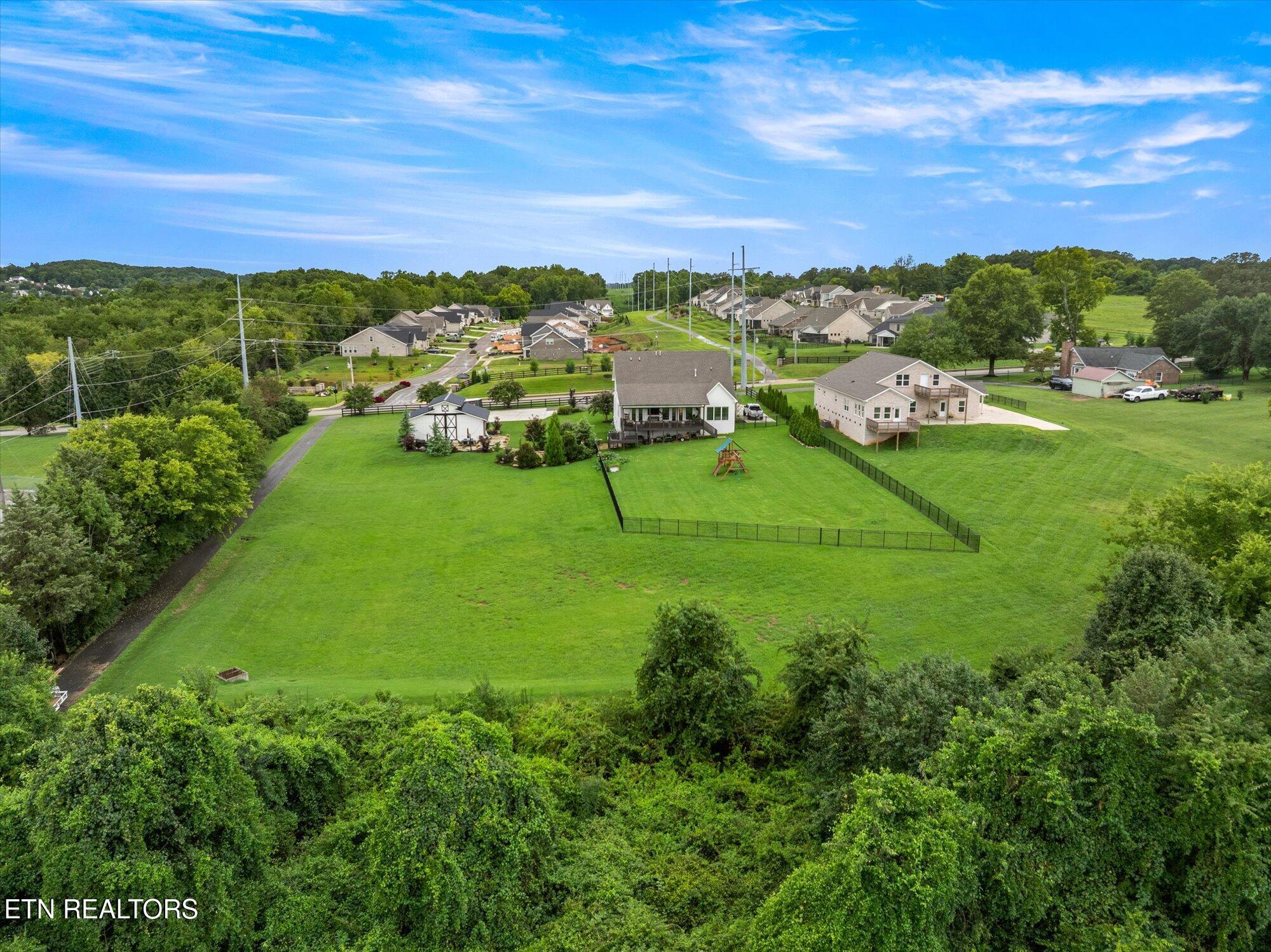 Knoxville, Tennessee, 37934, United States, 5 Bedrooms Bedrooms, ,4 BathroomsBathrooms,Residential,For Sale,1914277
