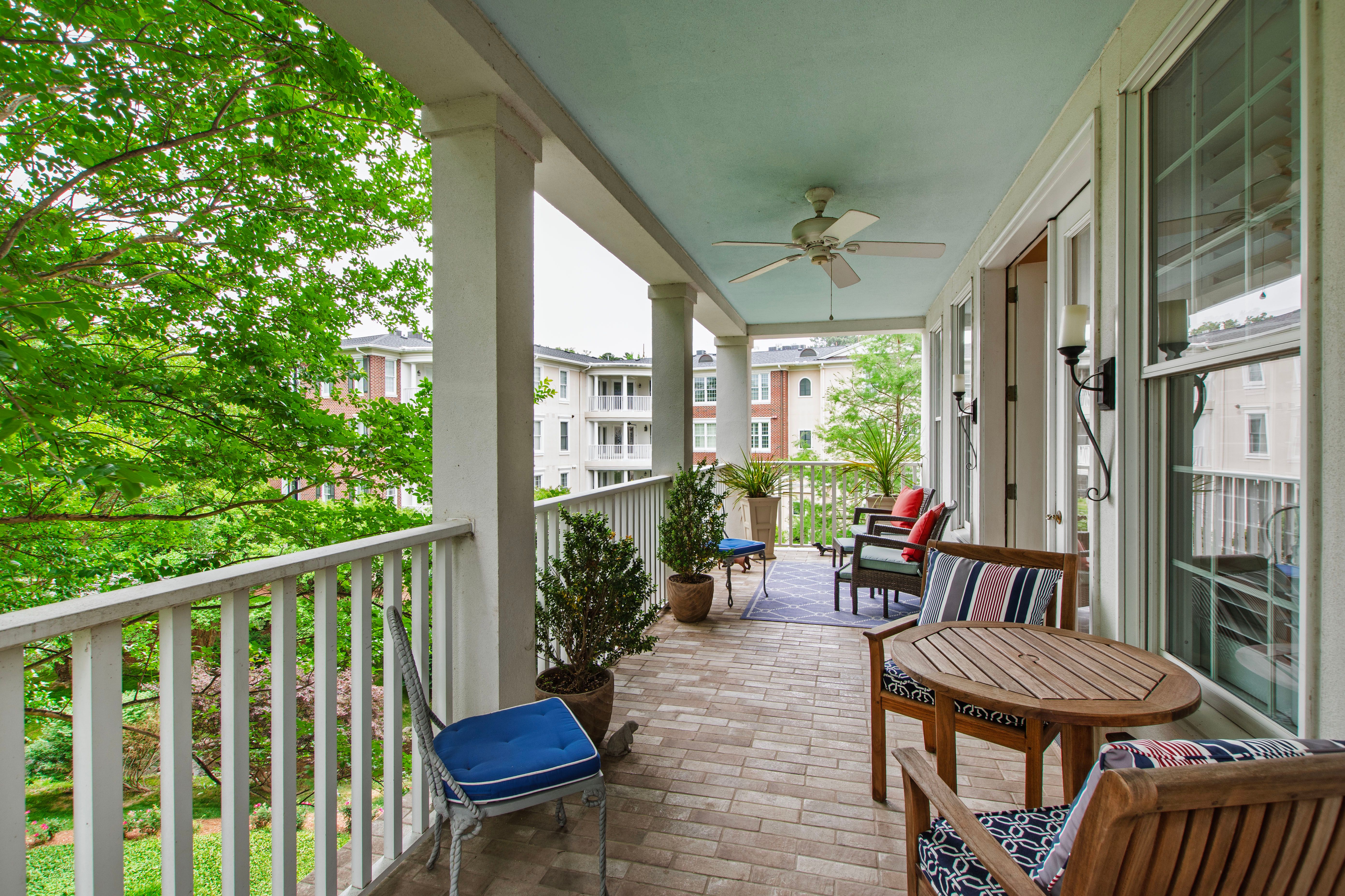  2801 Glenwood Gardens Lane, Raleigh, NC 27608 - 物件實景