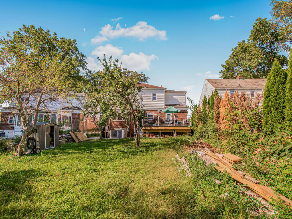 Yonkers, New York, 10704, United States, 4 Bedrooms Bedrooms, ,4 BathroomsBathrooms,Residential,For Sale,1977850