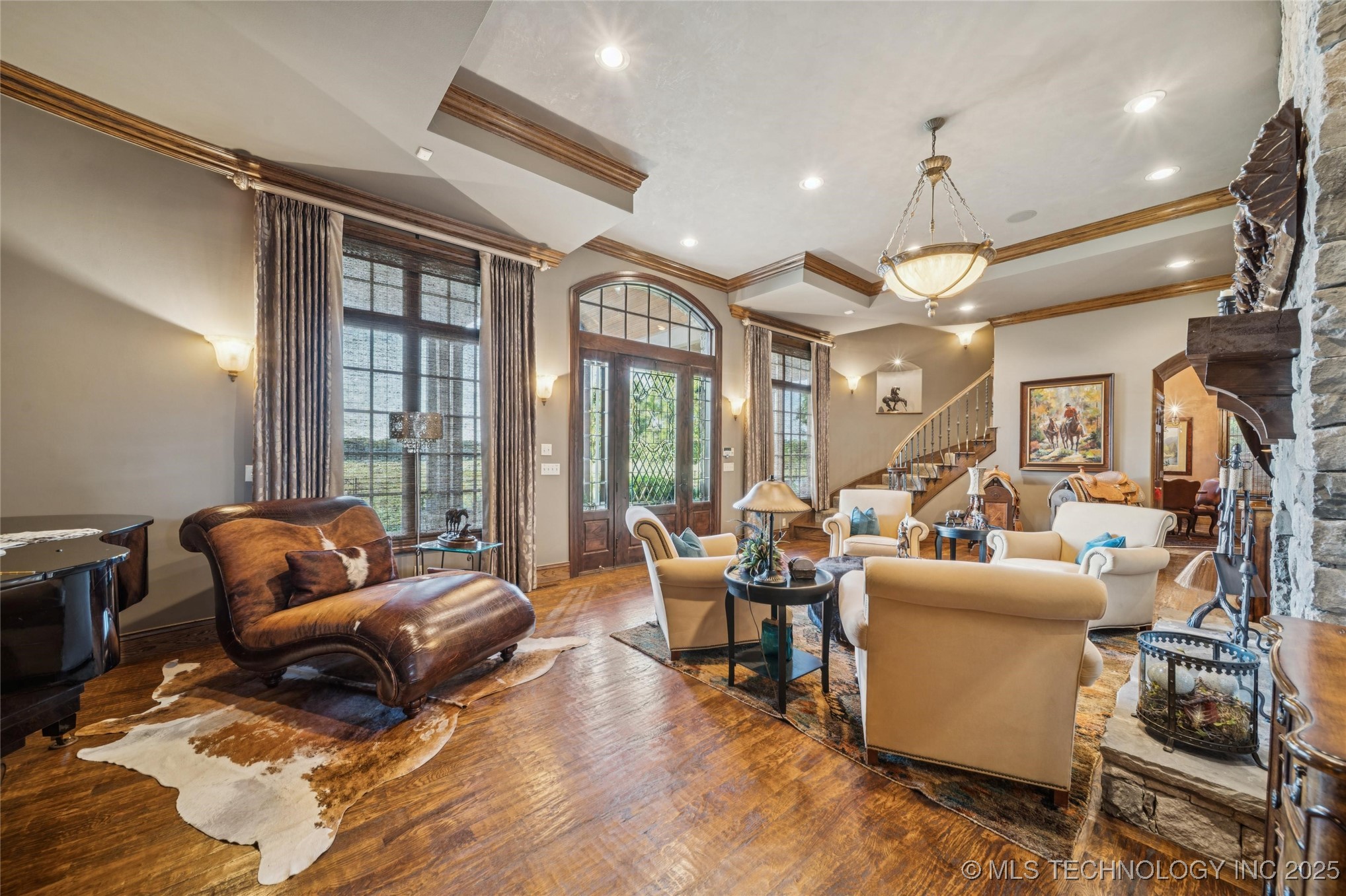 Mounds, Oklahoma, 74047, United States, 4 Bedrooms Bedrooms, ,6 BathroomsBathrooms,Residential,For Sale,1960960