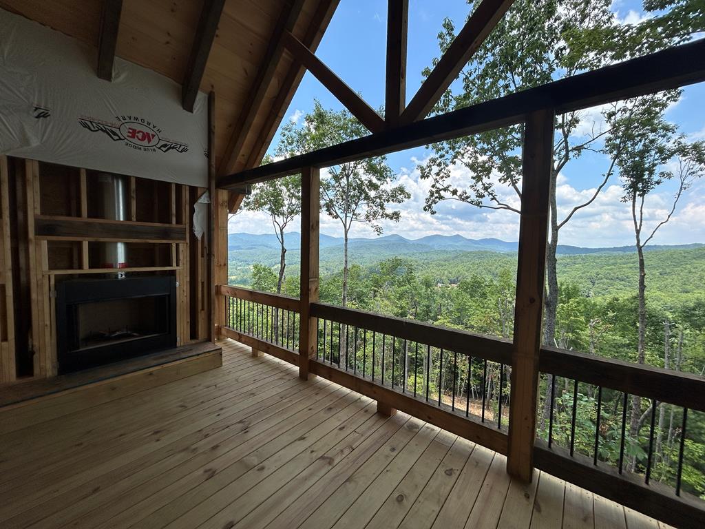 Mineral Bluff, Georgia, 30559, United States, 4 Bedrooms Bedrooms, ,4 BathroomsBathrooms,Residential,For Sale,1871299