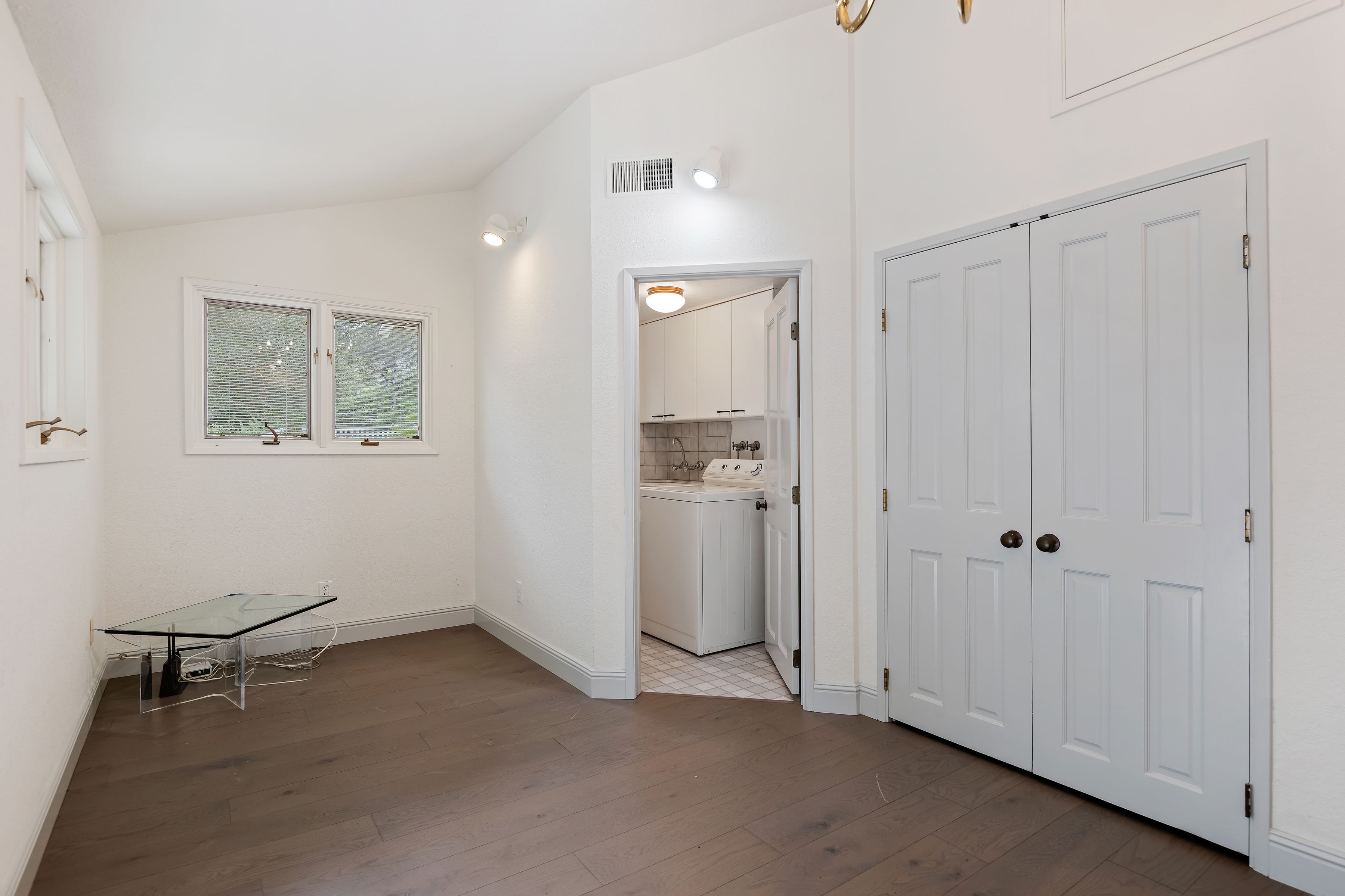  Secluded Montecito Flag-Lot Fixer - 物件實景