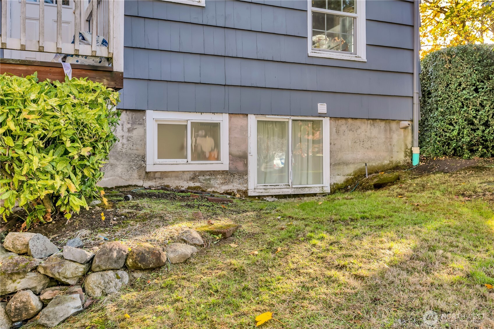 Tacoma, Washington, 98406, United States, 7 Bedrooms Bedrooms, ,2 BathroomsBathrooms,Residential,For Sale,1997085