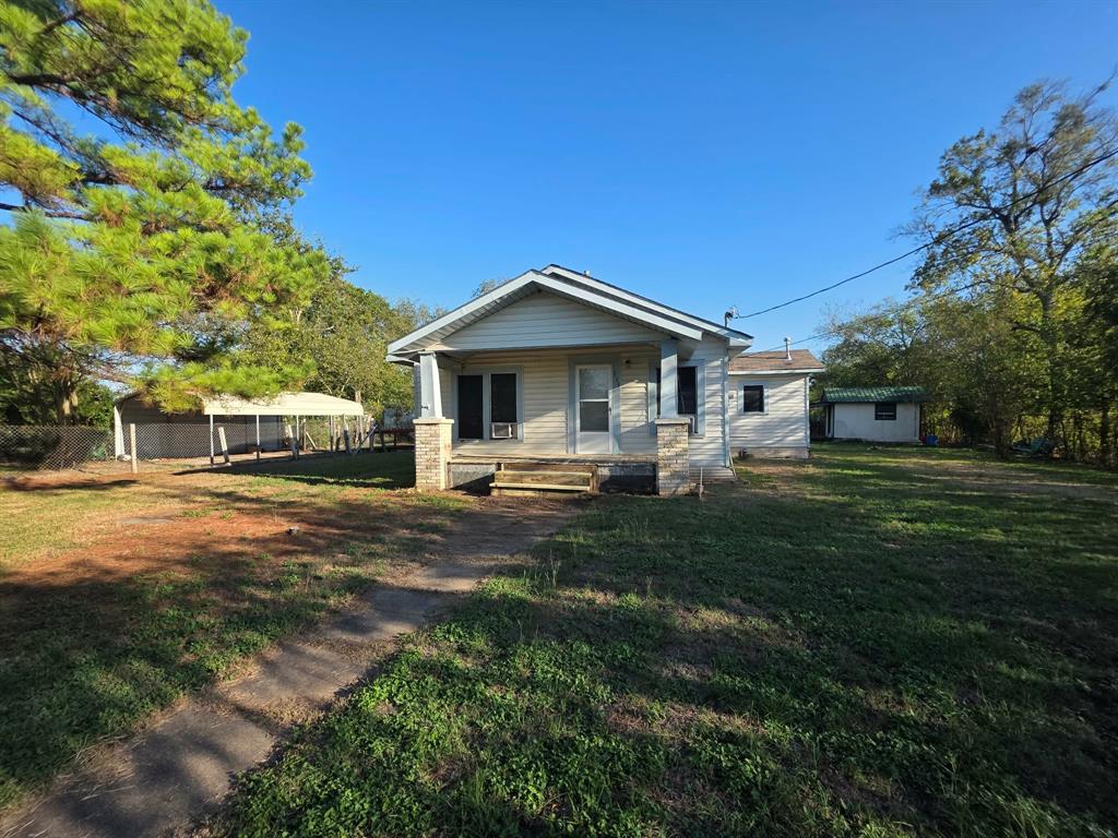 Fannin St, Mexia, TX 76667
