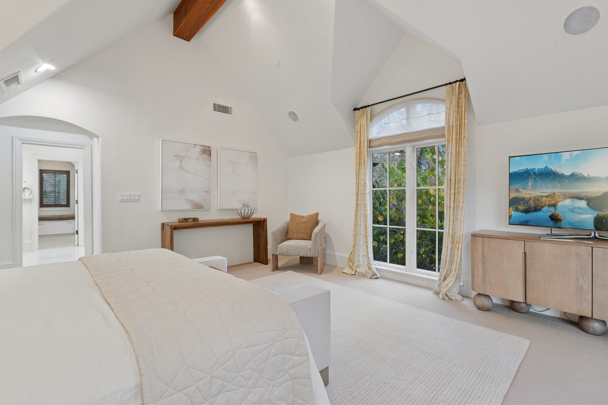  Timeless Elegance in Lower Hillsborough - 物件實景