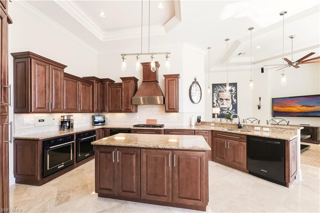 Naples, Florida, 34108, United States, 4 Bedrooms Bedrooms, ,6 BathroomsBathrooms,Residential,For Sale,1994620