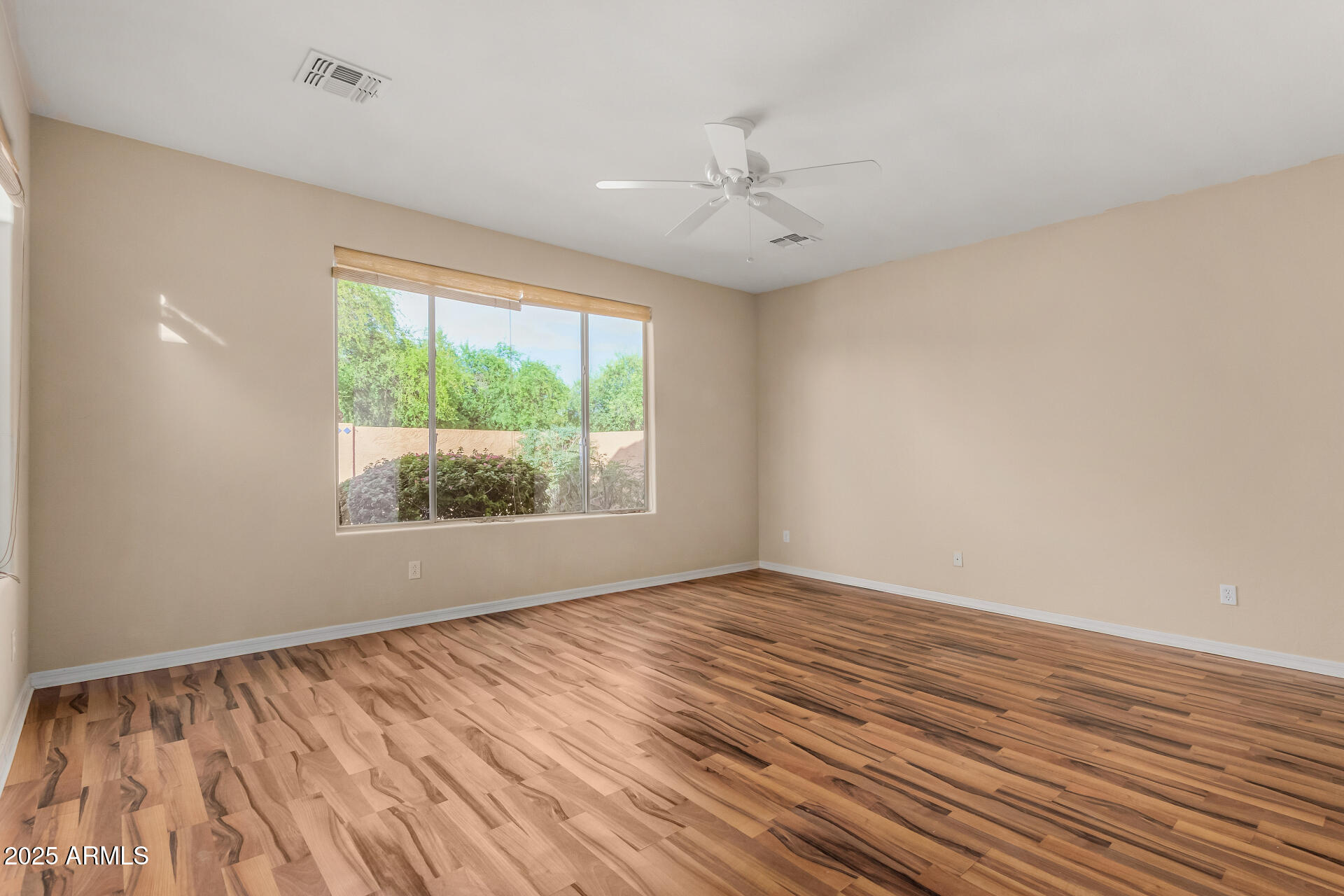 Surprise, Arizona, 85379, United States, 3 Bedrooms Bedrooms, ,2 BathroomsBathrooms,Residential,For Sale,1992144