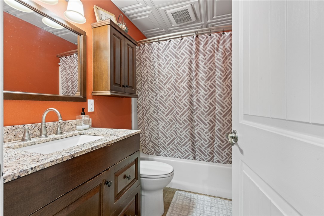 Dogpatch, Arkansas, 72648, United States, 3 Bedrooms Bedrooms, ,3 BathroomsBathrooms,Residential,For Sale,1958320