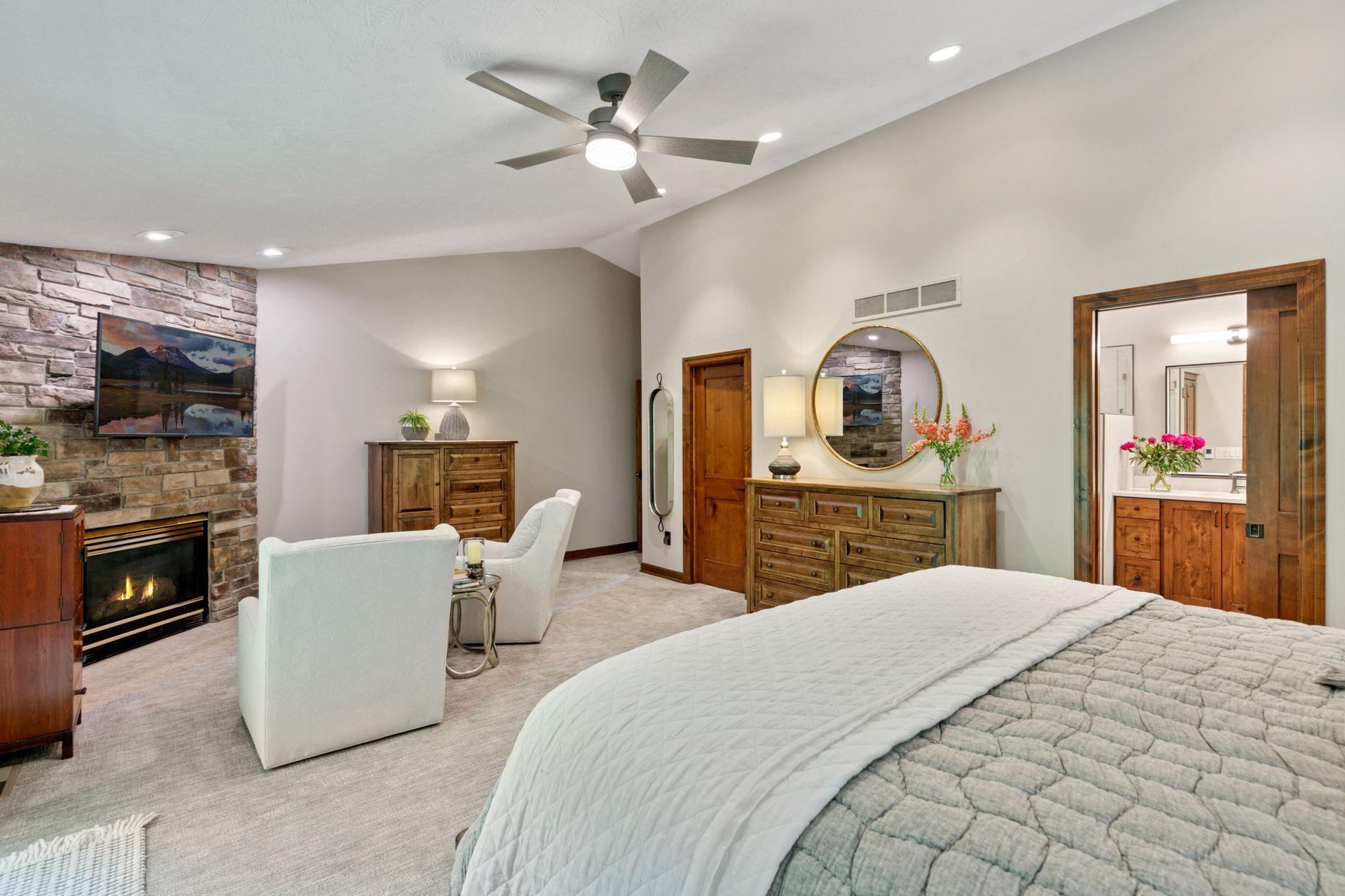 Chanhassen, Minnesota, 55318, United States, 5 Bedrooms Bedrooms, ,2 BathroomsBathrooms,Residential,For Sale,1847378