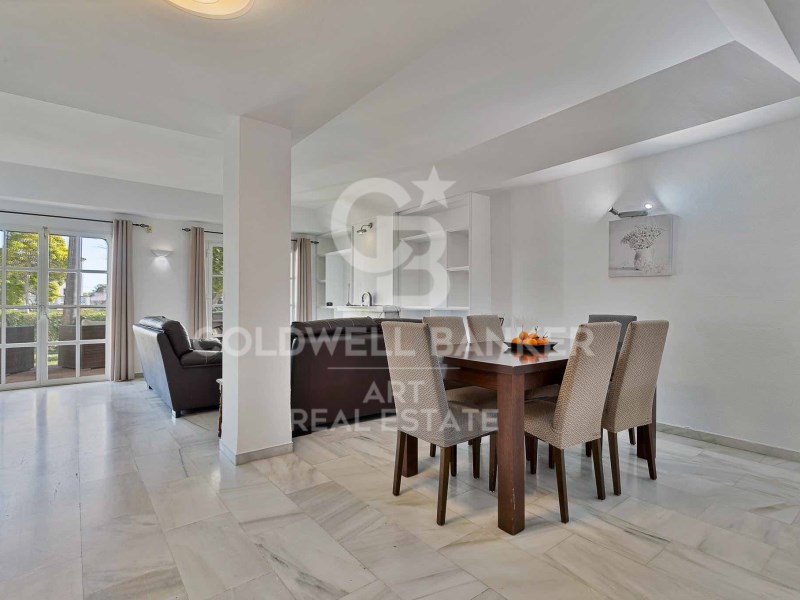 Estepona, Andalusia, ES, 4 Bedrooms Bedrooms, ,4 BathroomsBathrooms,Residential,For Sale,1708349