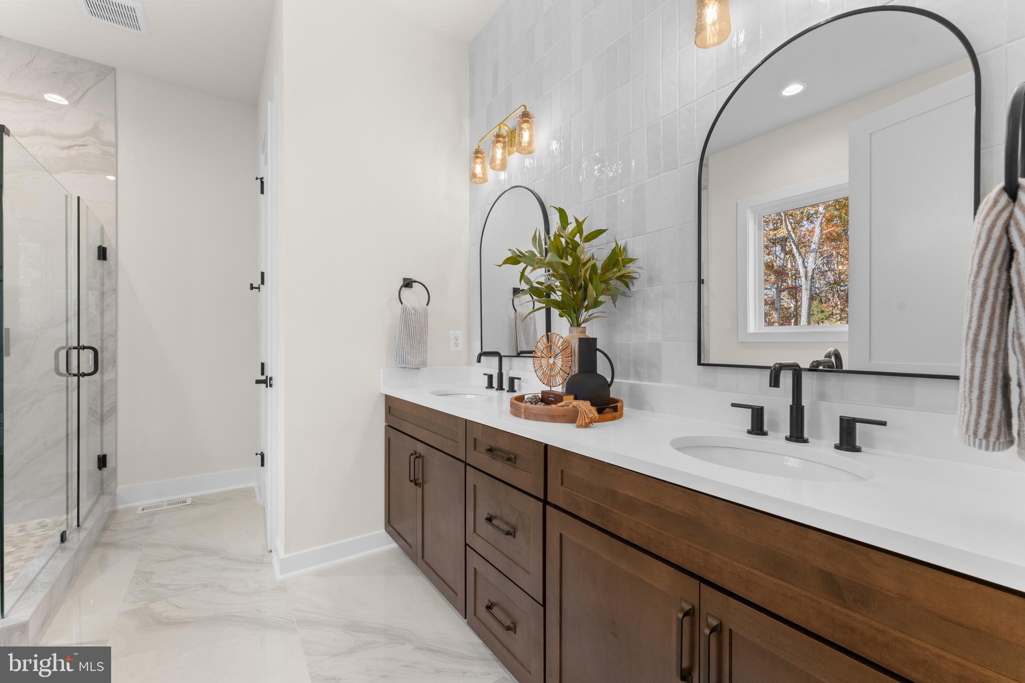 Broad Run, Virginia, 20137, United States, 6 Bedrooms Bedrooms, ,6 BathroomsBathrooms,Residential,For Sale,1977753