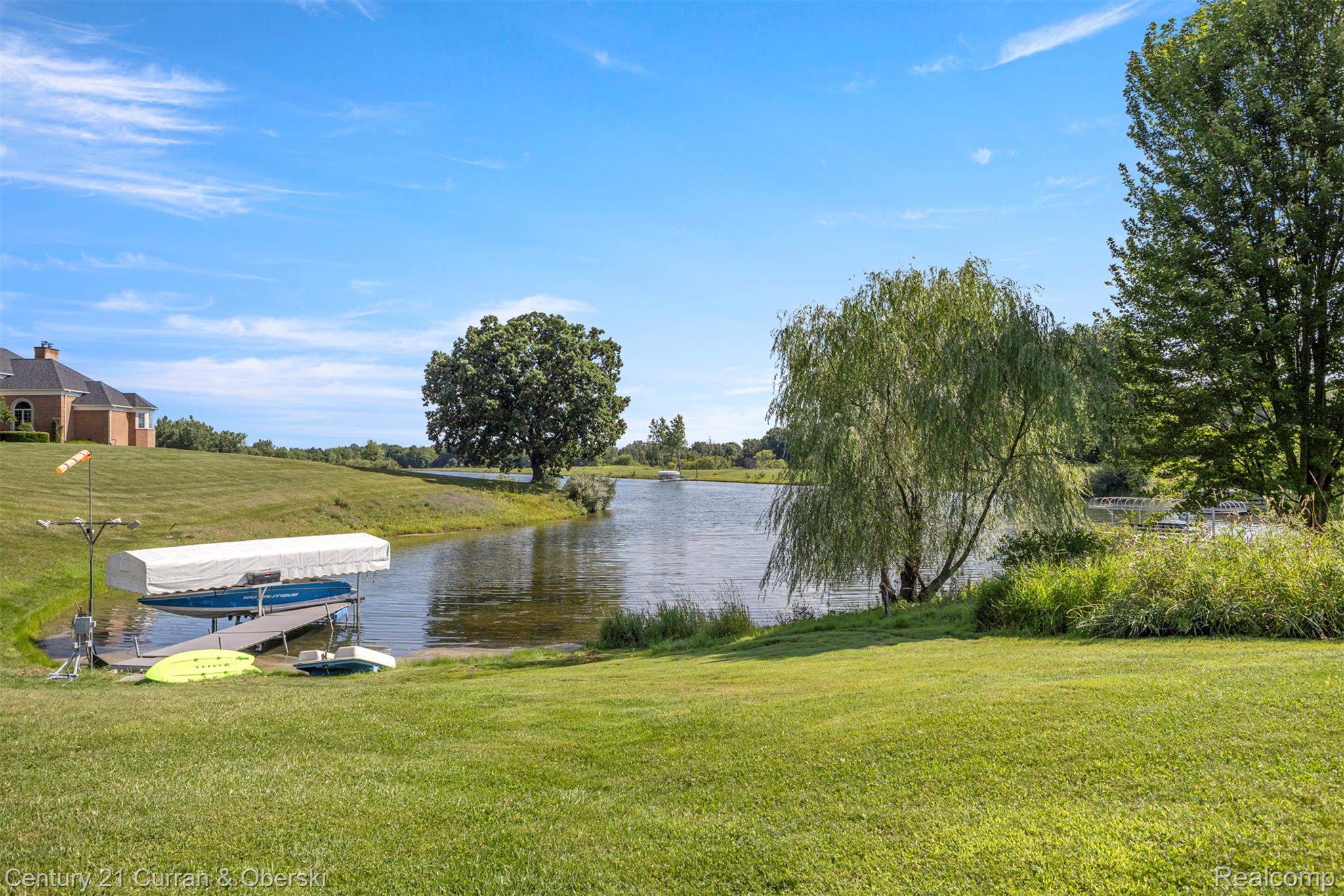 Groveland Township, Michigan, 48442, United States, 5 Bedrooms Bedrooms, ,6 BathroomsBathrooms,Residential,For Sale,1982712