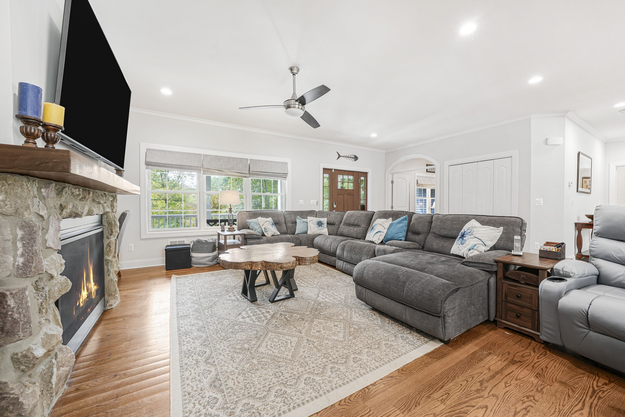 Montville, New Jersey, 07045, United States, 4 Bedrooms Bedrooms, ,4 BathroomsBathrooms,Residential,For Sale,1974923