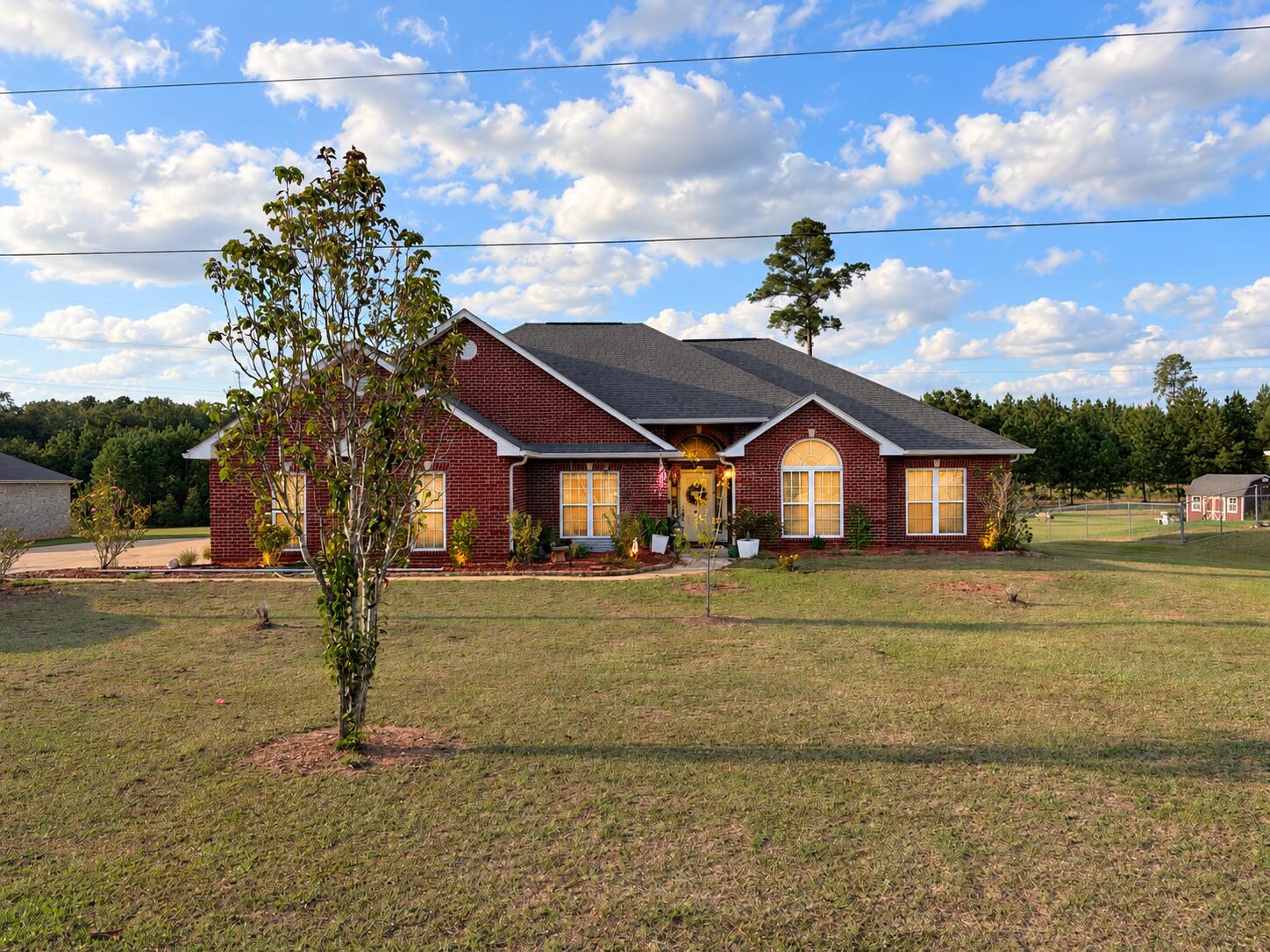 James Dr, Leesville, LA 71446