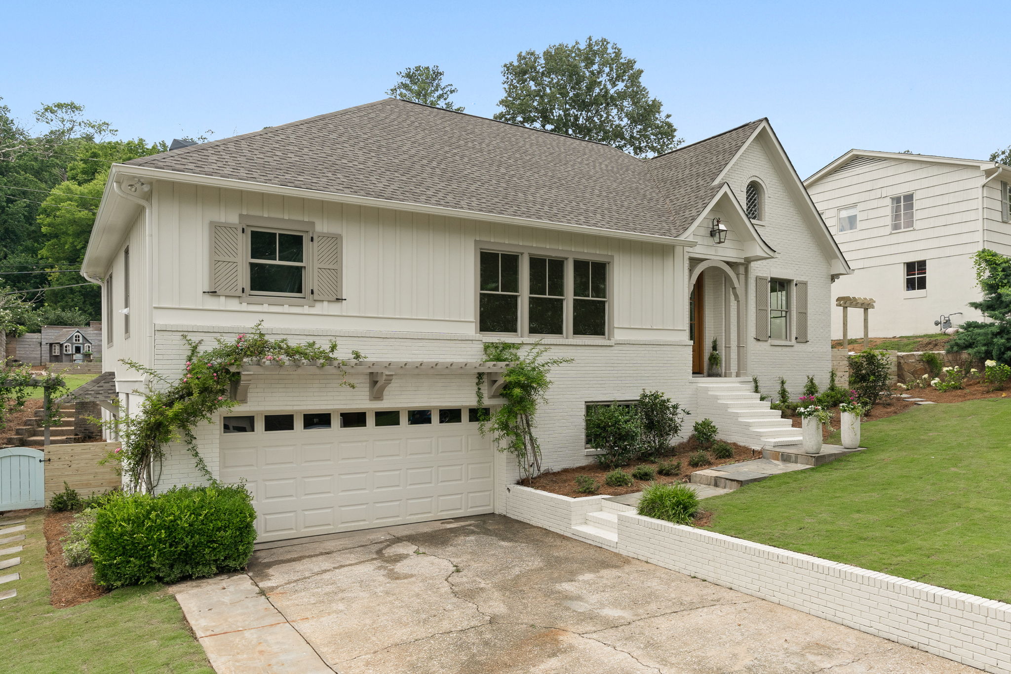 Crest Ln, Birmingham, AL 35209 #1