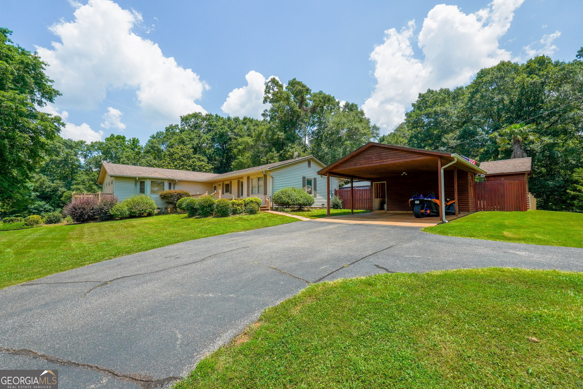 Thomaston, Georgia, 30286, United States, 4 Bedrooms Bedrooms, ,3 BathroomsBathrooms,Residential,For Sale,1952016