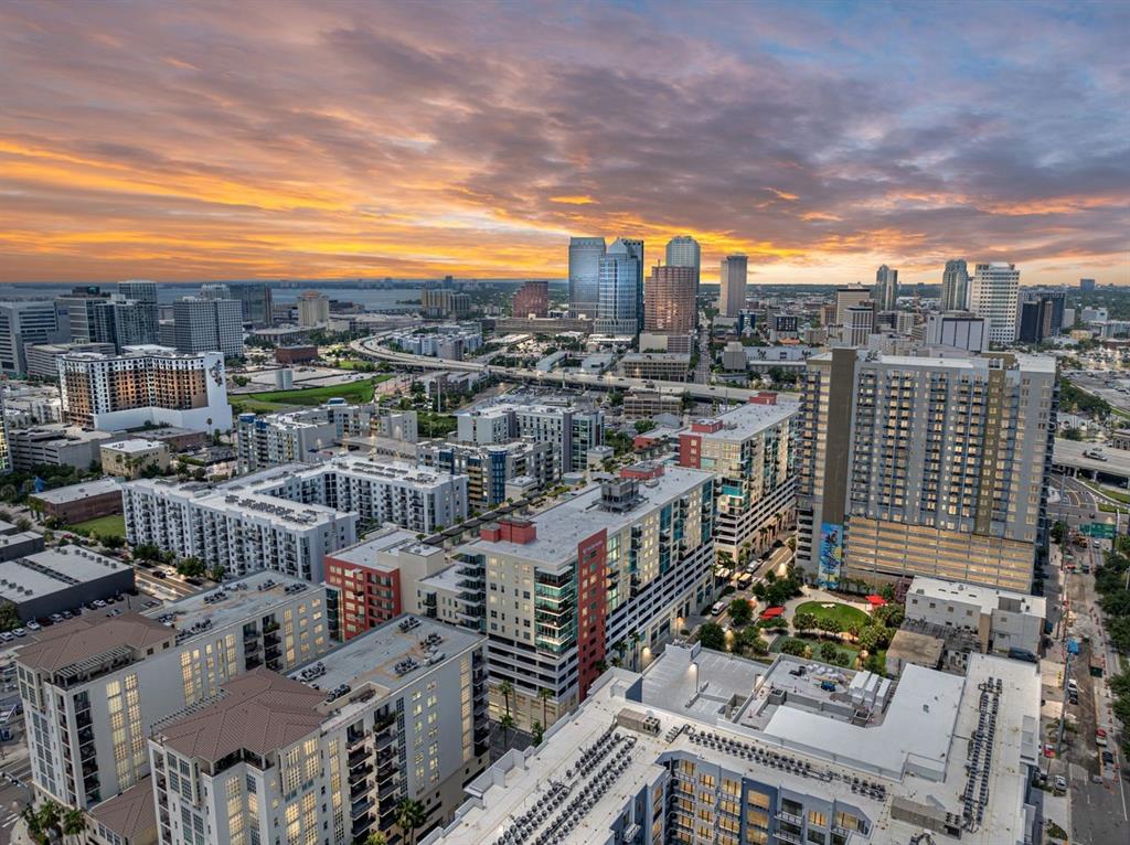 Tampa, Florida, 33602, United States, 1 Bedroom Bedrooms, ,2 BathroomsBathrooms,Residential,For Sale,1807675