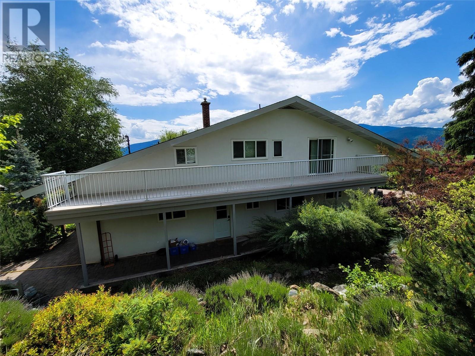 GRAND FORKS, British Columbia, V0H 1H5, CA, 4 Bedrooms Bedrooms, ,5 BathroomsBathrooms,Residential,For Sale,1949708