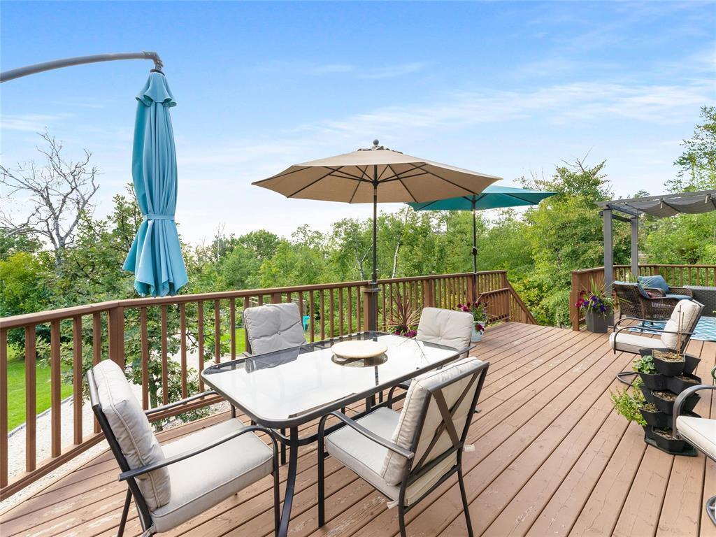 LESTER BEACH, Manitoba, R0E 0E0, CA, 4 Bedrooms Bedrooms, ,3 BathroomsBathrooms,Residential,For Sale,1949698