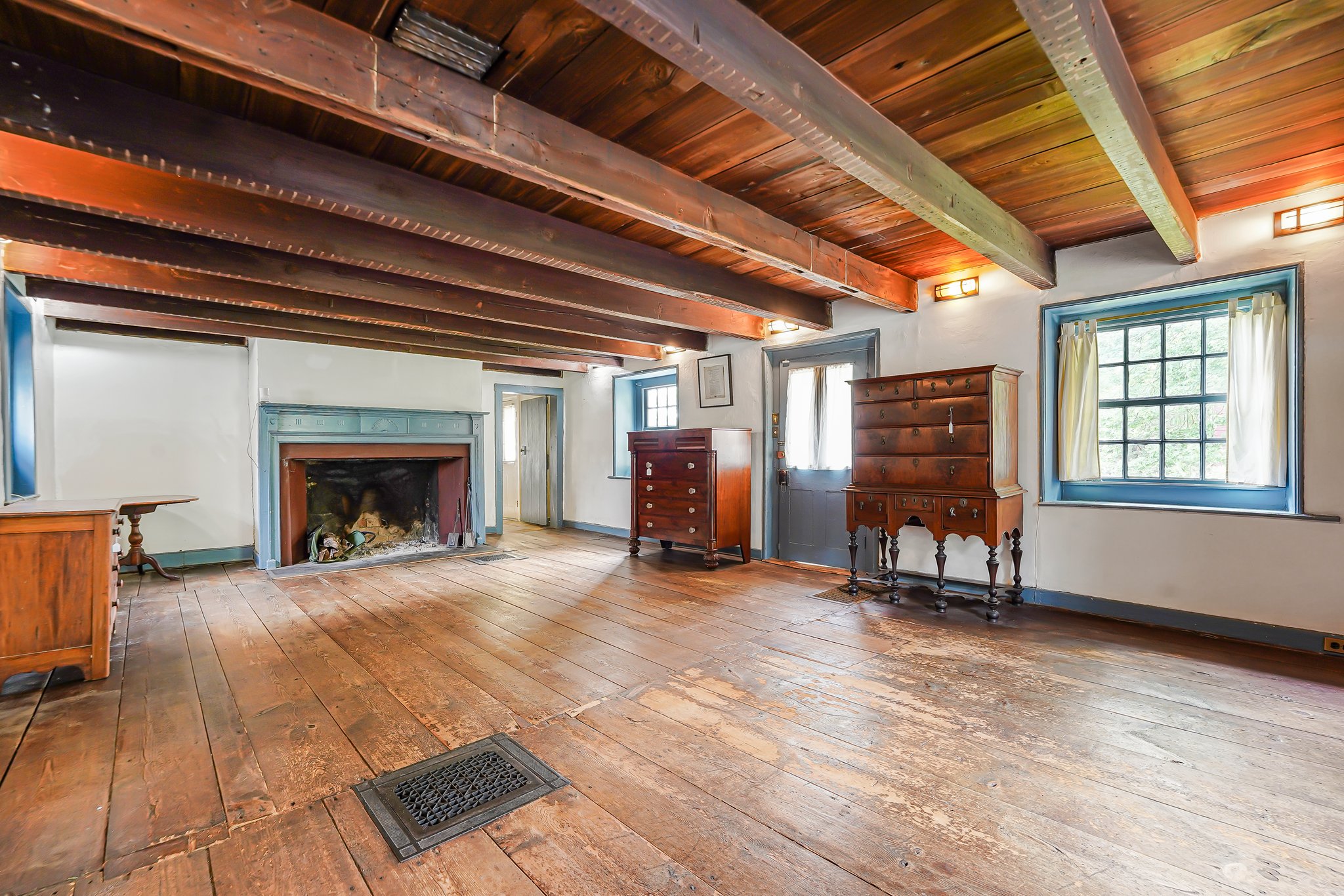 Montville Twp, New Jersey, 07058, United States, 3 Bedrooms Bedrooms, ,2 BathroomsBathrooms,Residential,For Sale,1879180