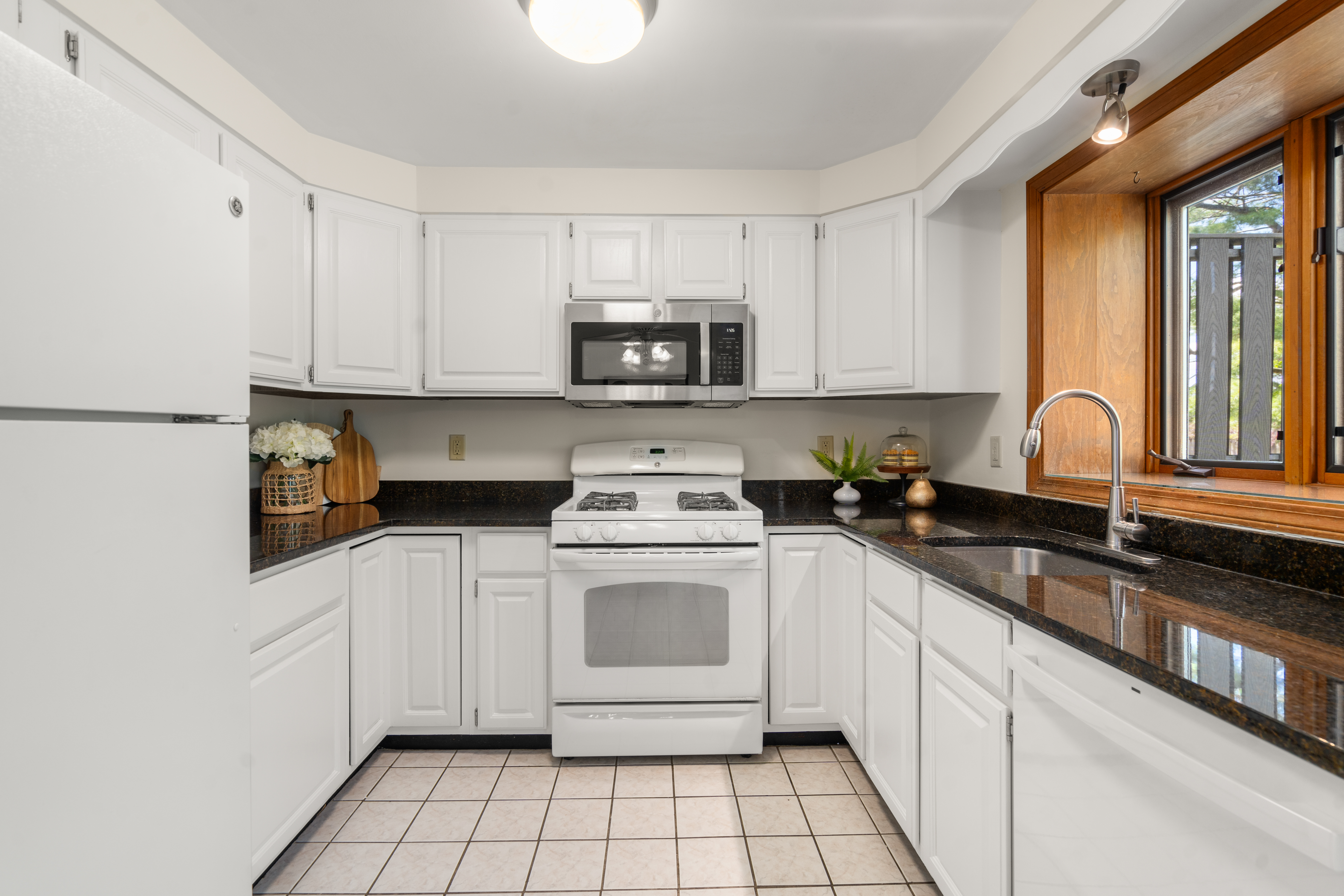  128 Parker Street, Unit 3C Acton, MA, 01720 - 物件實景