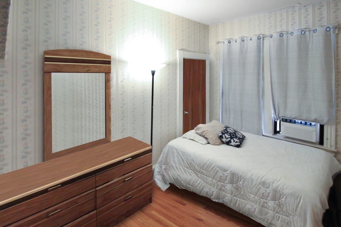 Methuen, Massachusetts, 01844, United States, 4 Bedrooms Bedrooms, ,2 BathroomsBathrooms,Residential,For Sale,1909485