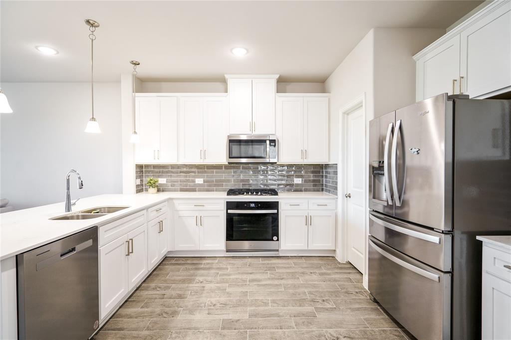 Wylie, Texas, 75098, United States, 4 Bedrooms Bedrooms, ,4 BathroomsBathrooms,Residential,For Sale,1885446
