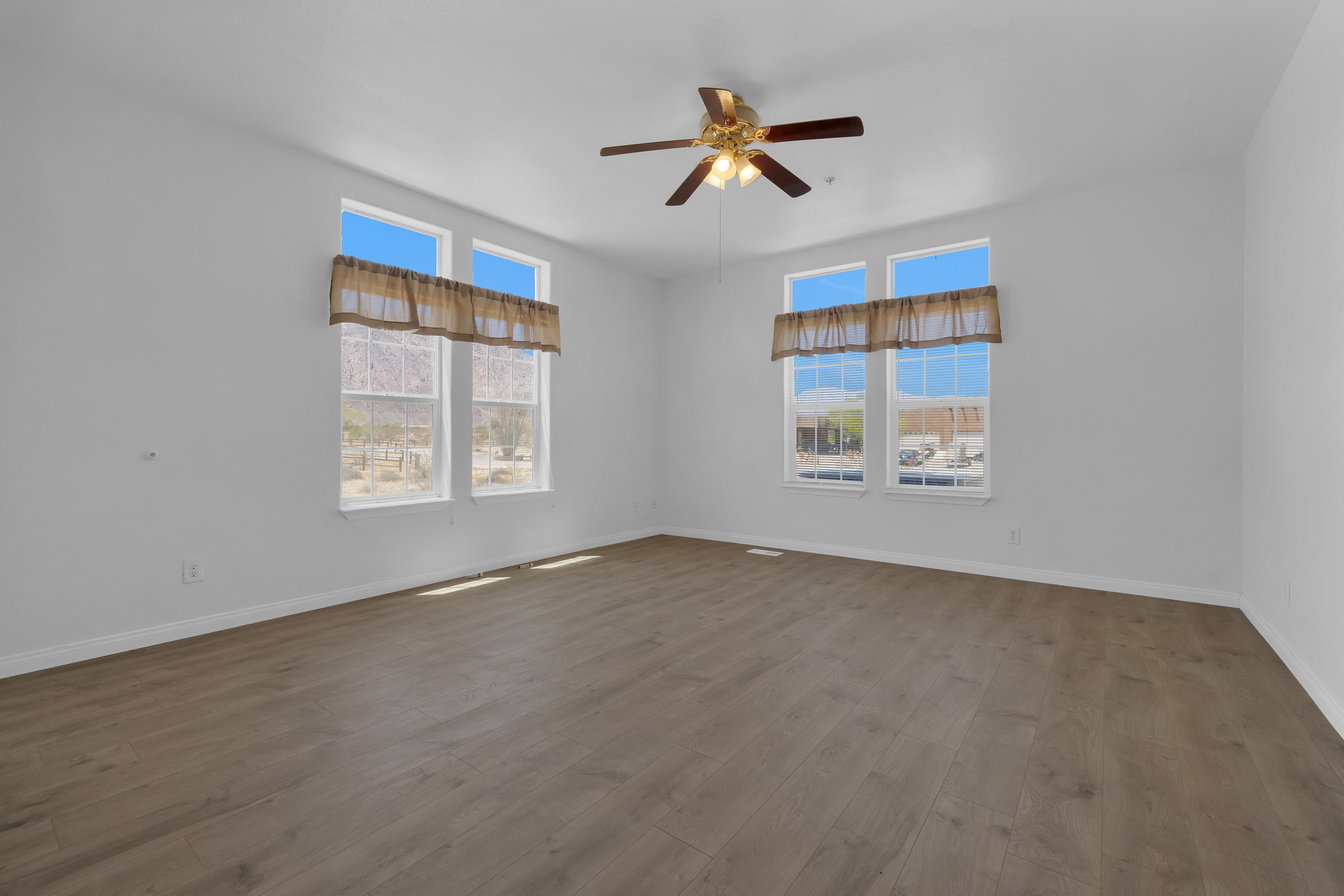 Borrego Springs, California, 92004, United States, 4 Bedrooms Bedrooms, ,3 BathroomsBathrooms,Residential,For Sale,1883012