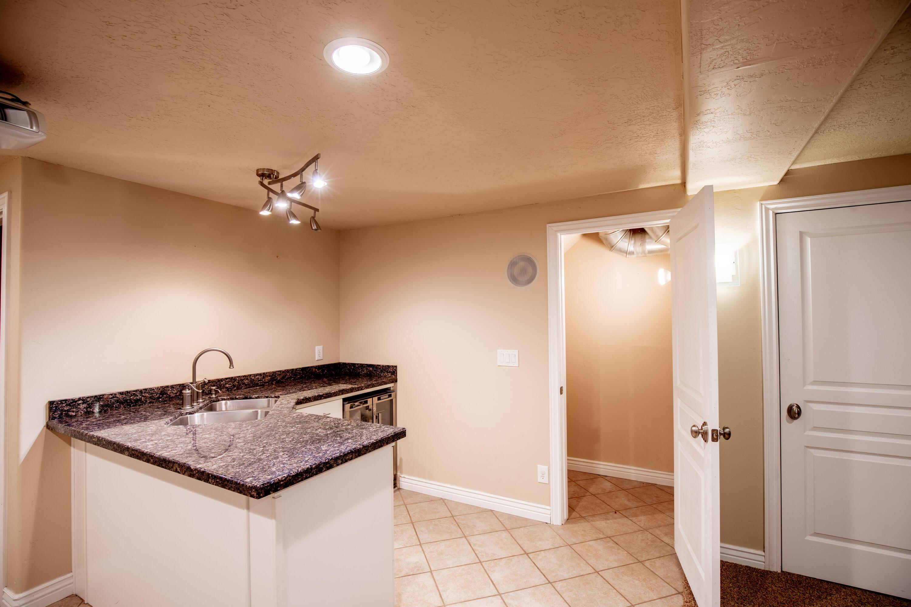 LEHI, Utah, 84043, United States, 5 Bedrooms Bedrooms, ,4 BathroomsBathrooms,Residential,For Sale,1935111