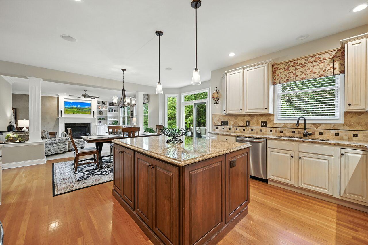 Union, Kentucky, 41091, United States, 4 Bedrooms Bedrooms, ,5 BathroomsBathrooms,Residential,For Sale,1961010