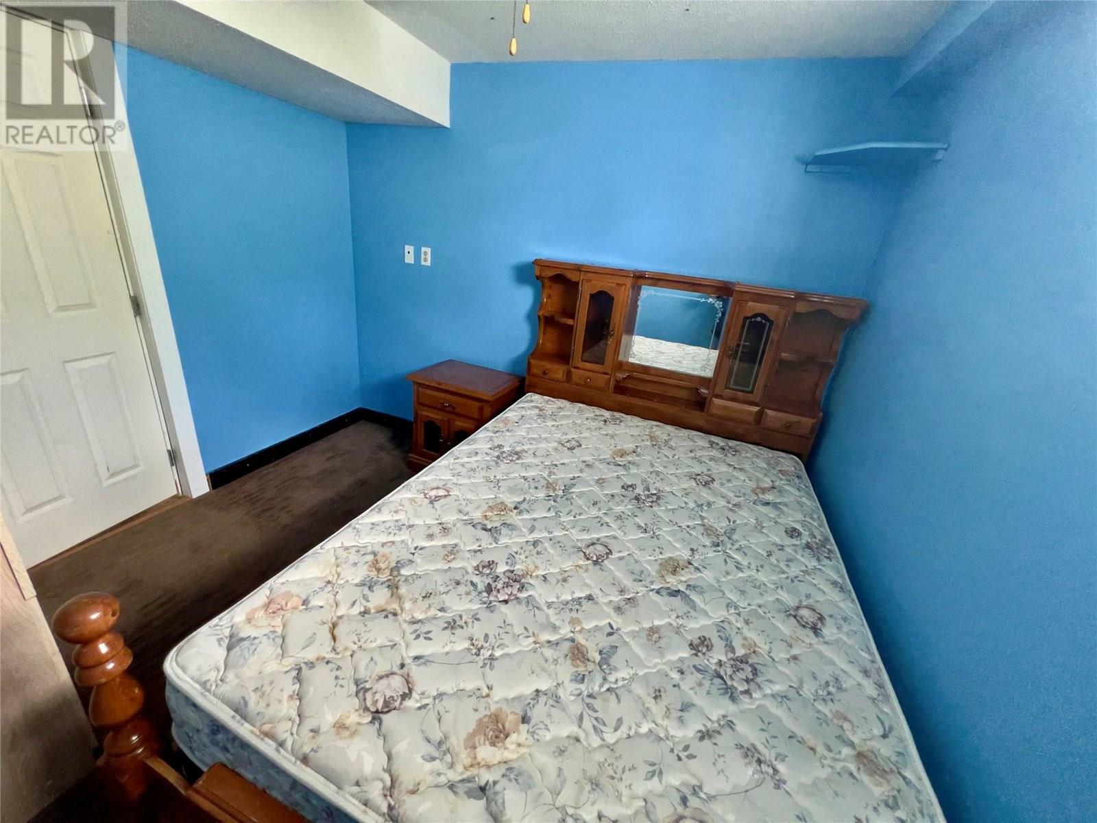 KAMLOOPS, British Columbia, V2C 1T2, CA, 5 Bedrooms Bedrooms, ,2 BathroomsBathrooms,Residential,For Sale,1839266
