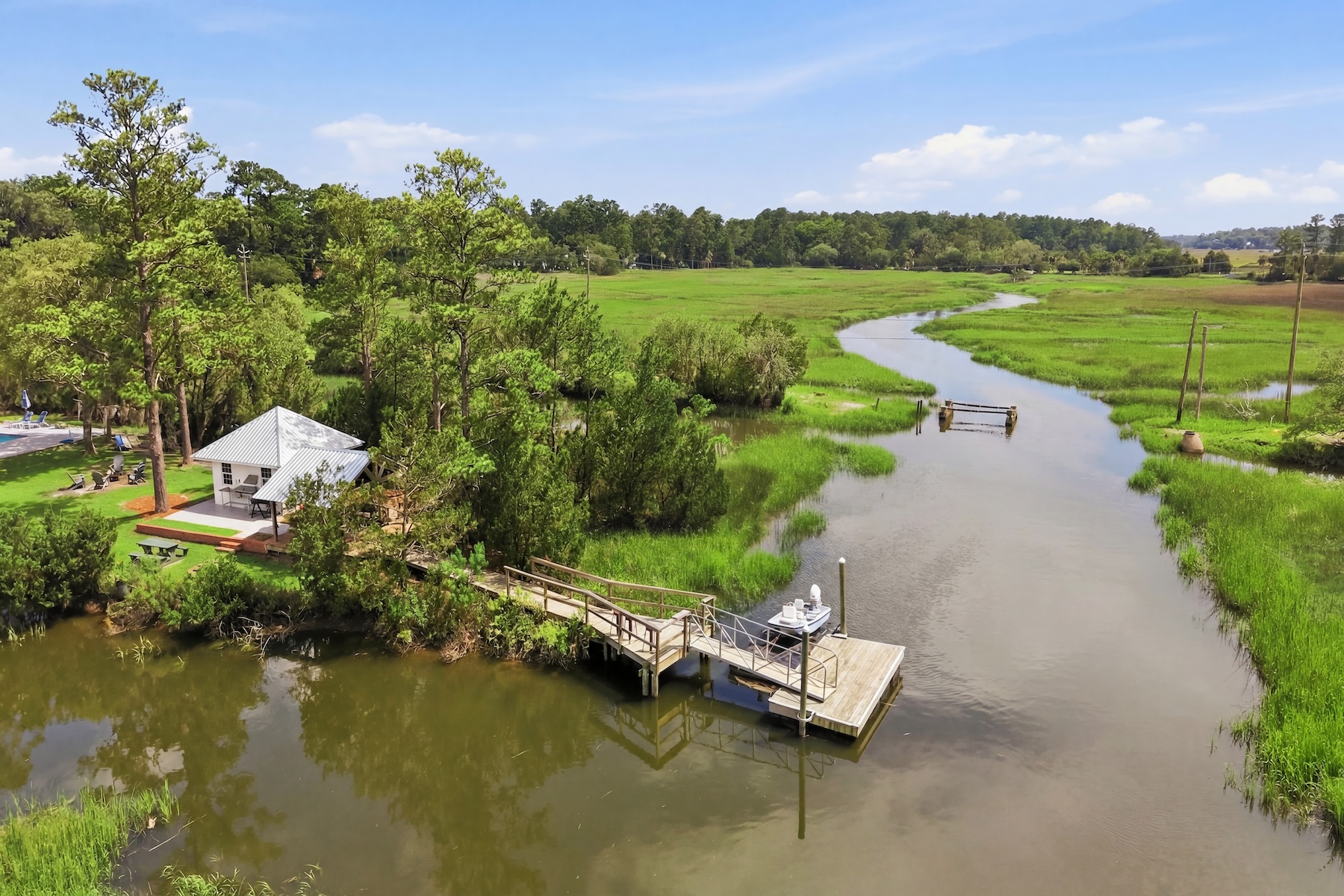  Extraordinary Waterfront Estate on Herb Creek - 物件實景