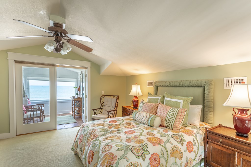 Saint George Island, Florida, 32328, United States, 5 Bedrooms Bedrooms, ,6 BathroomsBathrooms,Residential,For Sale,1976248