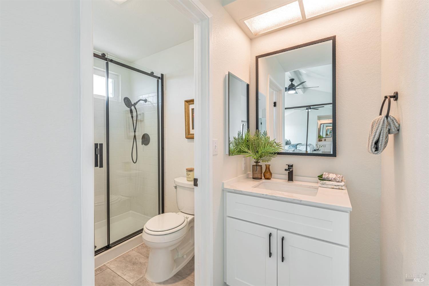Vallejo, California, 94589, United States, 4 Bedrooms Bedrooms, ,3 BathroomsBathrooms,Residential,For Sale,1934272