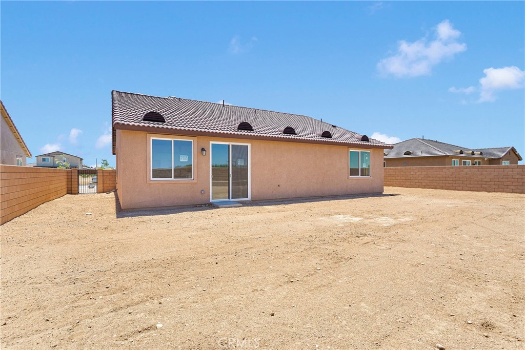 Victorville, California, 92395, United States, 3 Bedrooms Bedrooms, ,2 BathroomsBathrooms,Residential,For Sale,1865788