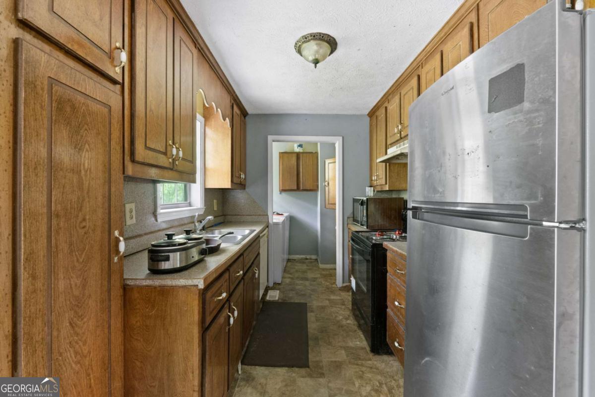 Jackson, Georgia, 30233, United States, 4 Bedrooms Bedrooms, ,3 BathroomsBathrooms,Residential,For Sale,1904373