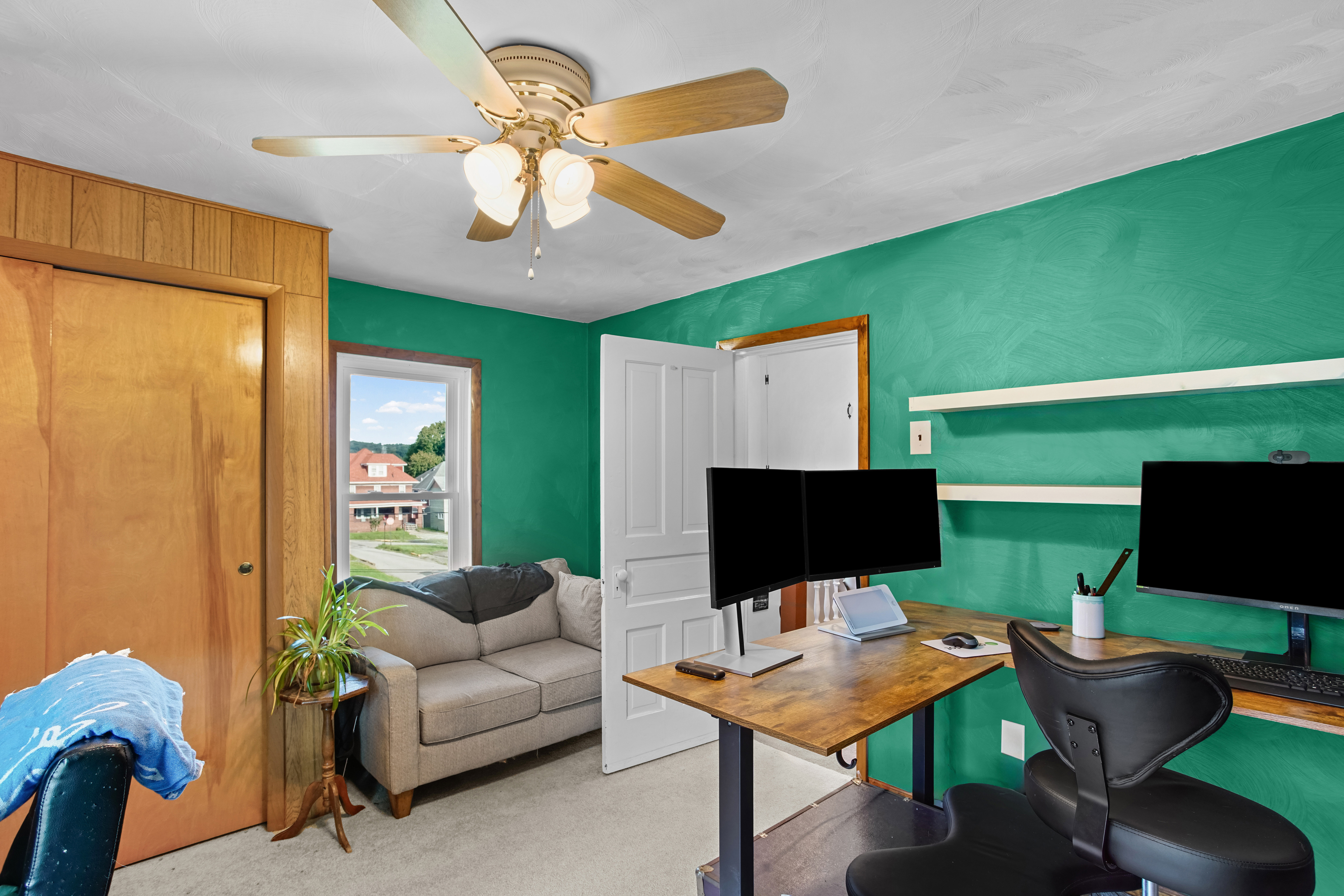  925 Walnut Street, Springdale, PA 15221 - 物件實景