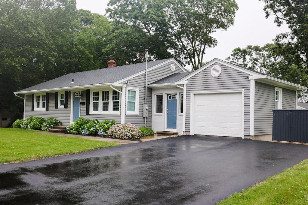 Westerly, Rhode Island, 02891, United States, 3 Bedrooms Bedrooms, ,2 BathroomsBathrooms,Residential,For Sale,1958331