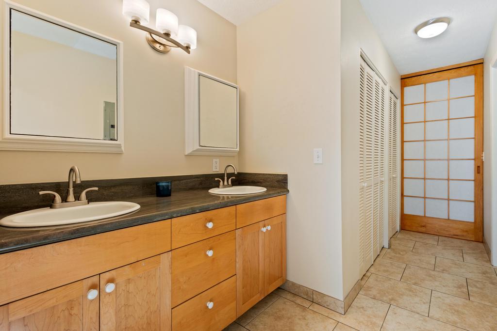 Kailua-Kona, Hawaii, 96740, United States, 3 Bedrooms Bedrooms, ,2 BathroomsBathrooms,Residential,For Sale,1942007