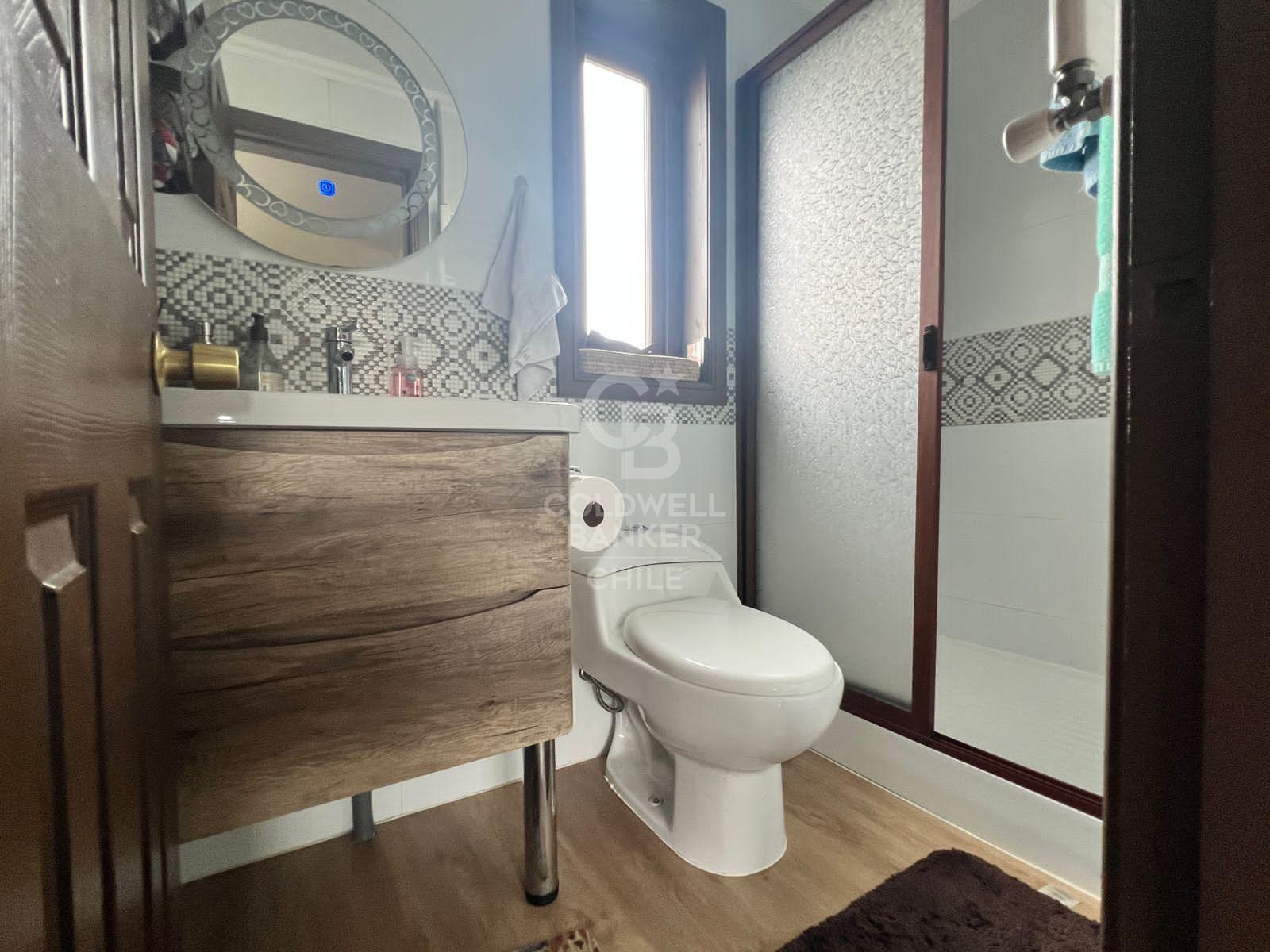 Osorno, Chile, 6 Bedrooms Bedrooms, ,4 BathroomsBathrooms,Residential,For Sale,1913359