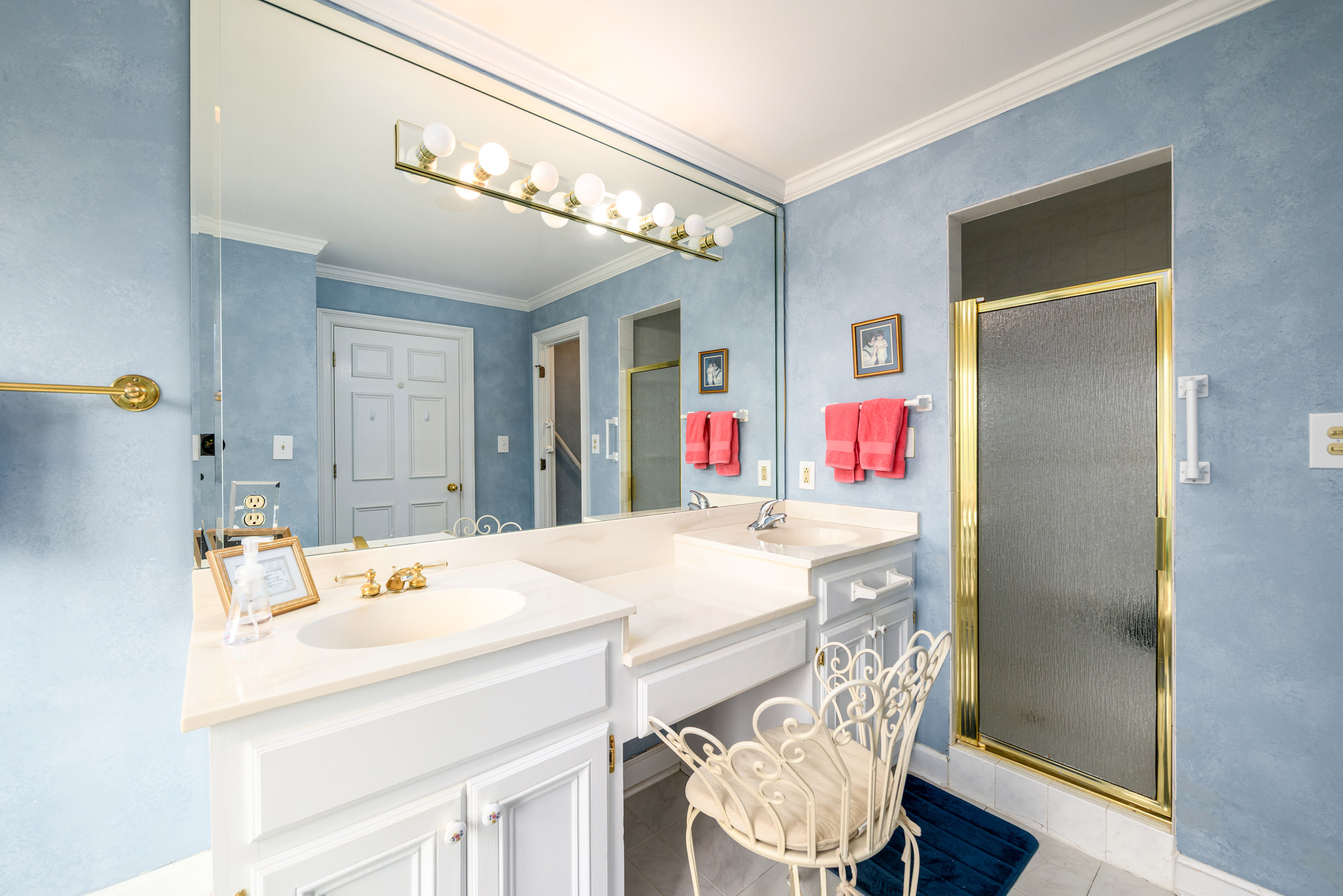  Lakefront Estate with Private Dock, Guest Home and Pool - 物件實景