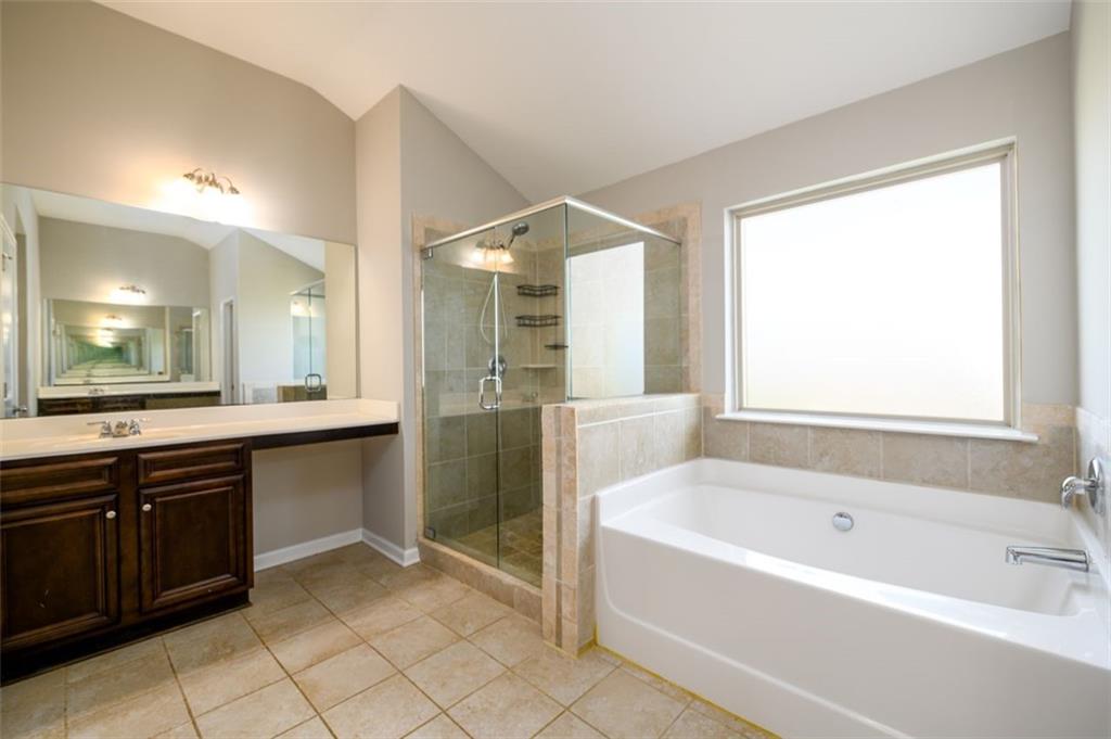 Grayson, Georgia, 30017, United States, 5 Bedrooms Bedrooms, ,3 BathroomsBathrooms,Residential,For Sale,1838638