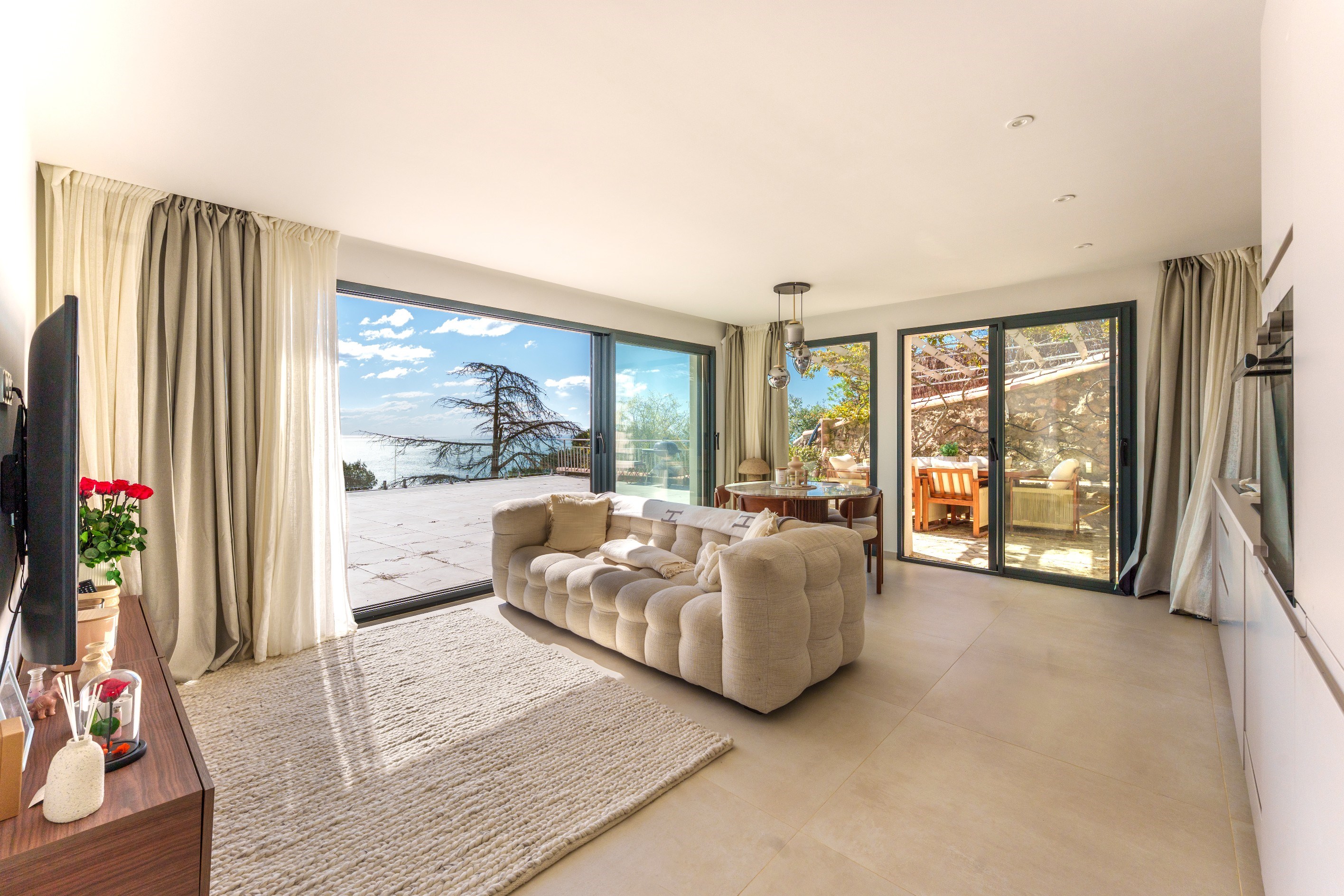  A balcony overlooking the Mediterranean… - 物件實景