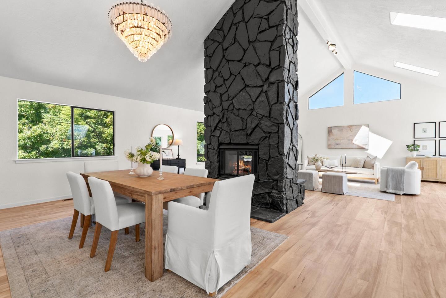Aptos, California, 95003, United States, 5 Bedrooms Bedrooms, ,3 BathroomsBathrooms,Residential,For Sale,1895468