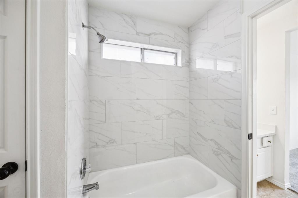 Plano, Texas, 75074, United States, 5 Bedrooms Bedrooms, ,4 BathroomsBathrooms,Residential,For Sale,1956892