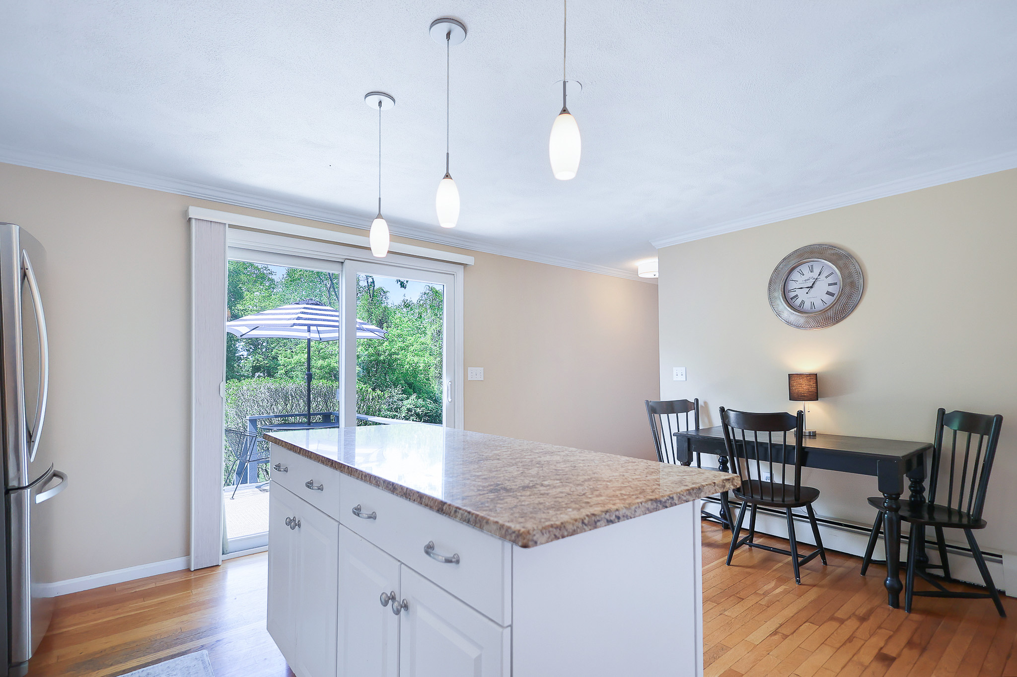 North Andover, Massachusetts, 01845, United States, 2 Bedrooms Bedrooms, ,2 BathroomsBathrooms,Residential,For Sale,2048413