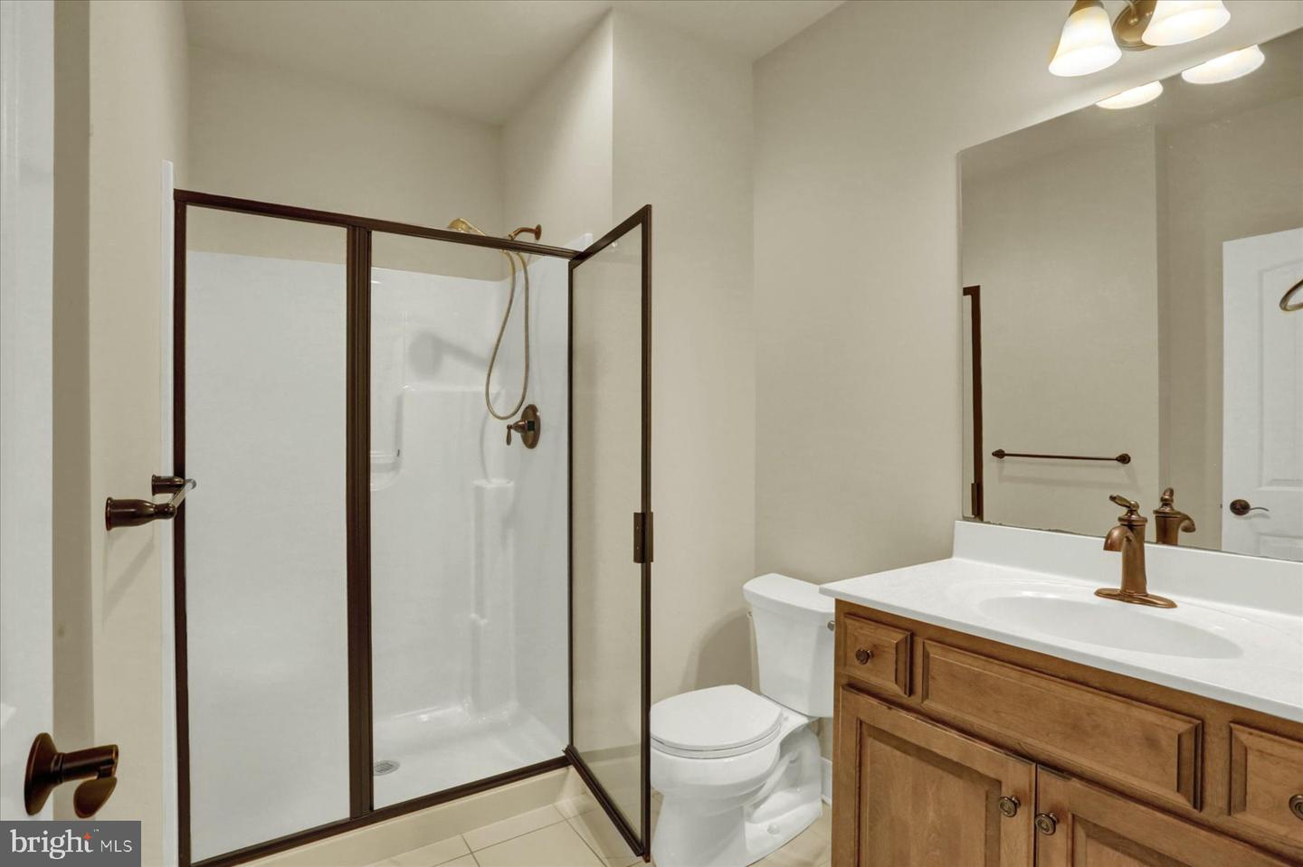 Mechanicsburg, Pennsylvania, 17050, United States, 5 Bedrooms Bedrooms, ,5 BathroomsBathrooms,Residential,For Sale,1910880