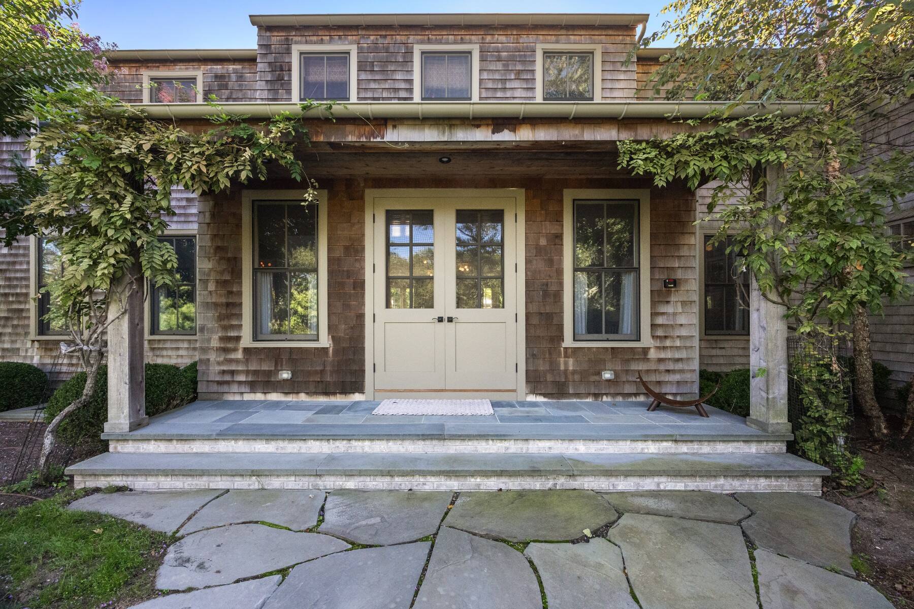  Dazzling East Hampton Compound Featured in Architectural Digest - 物件實景