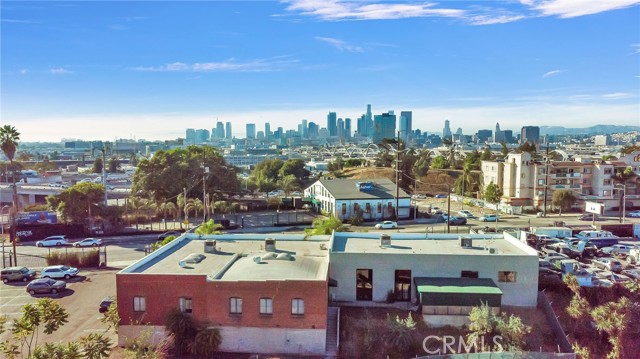 Los Angeles, California, 90023, United States, 3 Bedrooms Bedrooms, ,Residential,For Sale,1879139