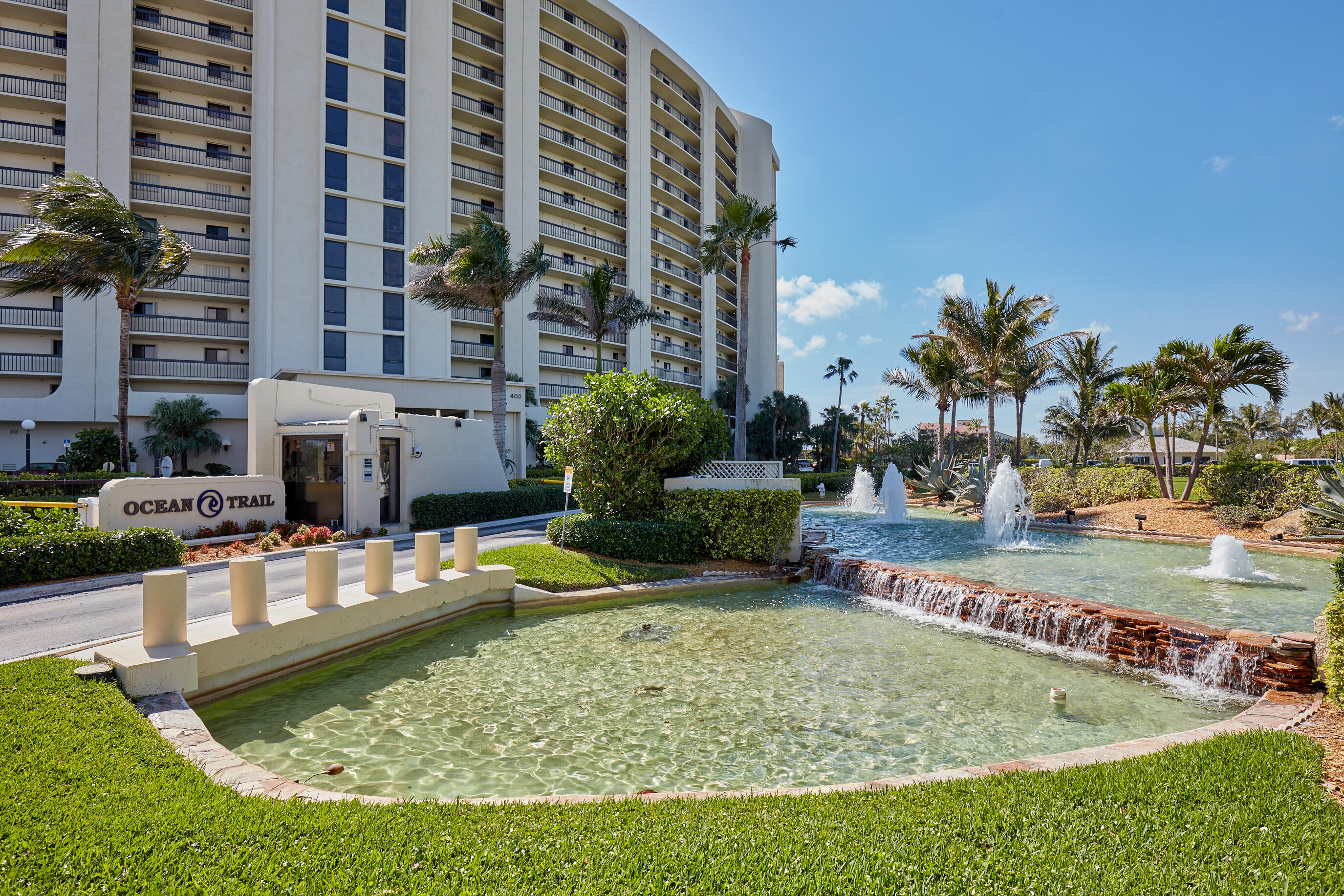 Jupiter, Florida, 33477, United States, 2 Bedrooms Bedrooms, ,2 BathroomsBathrooms,Residential,For Sale,1994922